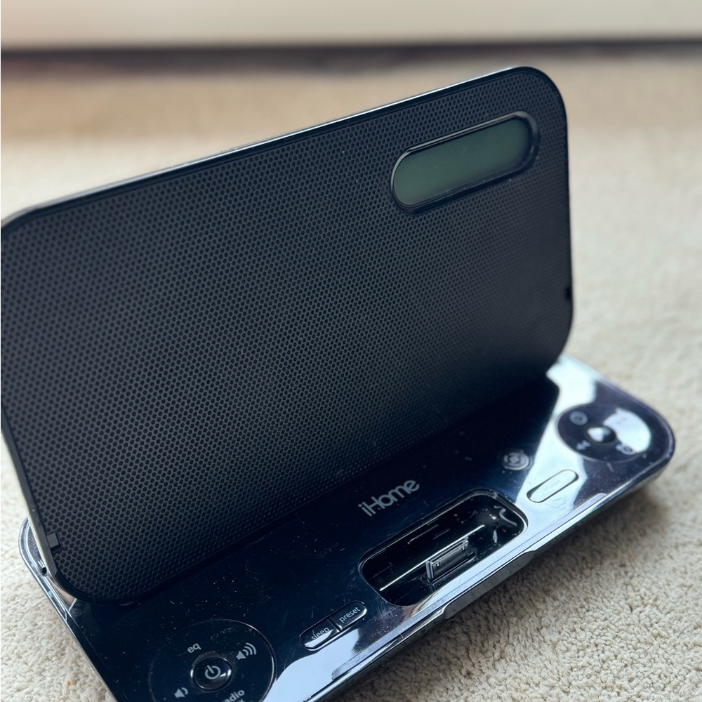 iHome Speaker